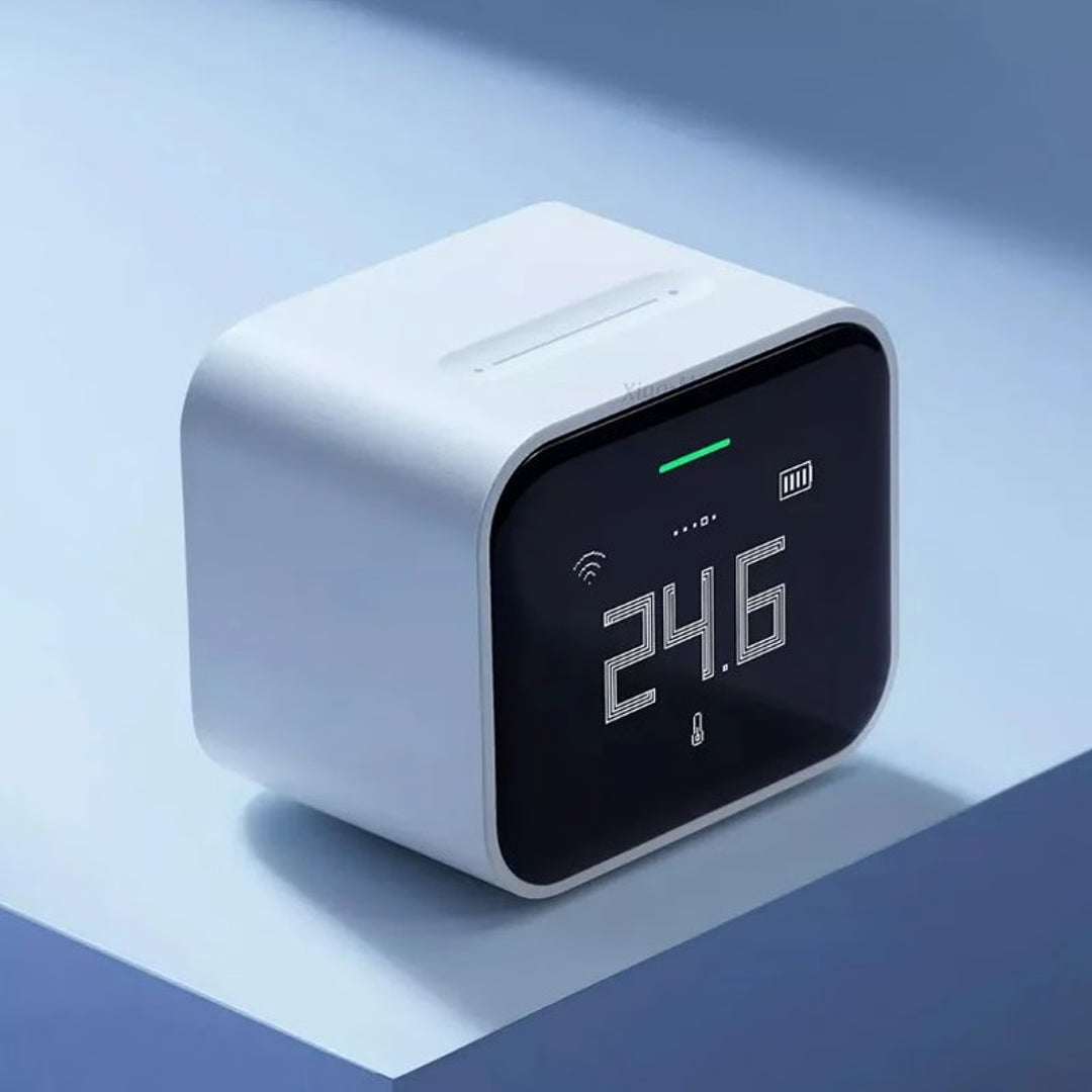 Smart PM2.5 Air Quality Monitor with Touchscreen Display