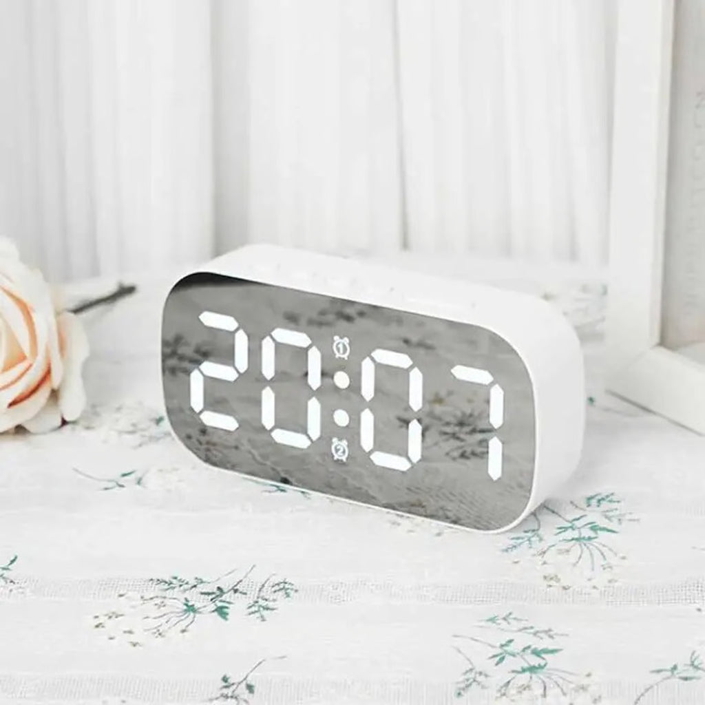 Simple Desktop LED Digital Alarm Clock